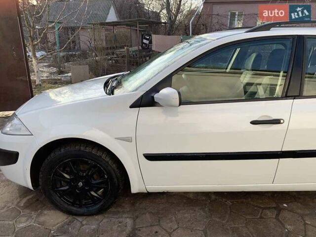 Білий Рено Меган, об'ємом двигуна 1.9 л та пробігом 160 тис. км за 5750 $, фото 12 на Automoto.ua