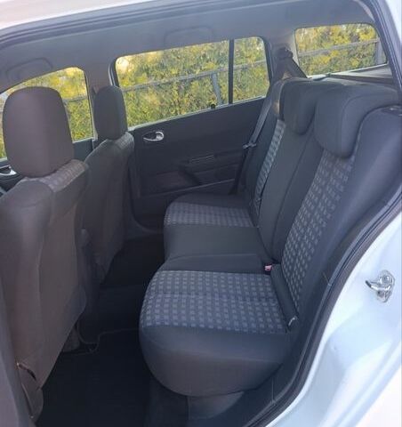 Білий Рено Меган, об'ємом двигуна 1.6 л та пробігом 235 тис. км за 6200 $, фото 38 на Automoto.ua