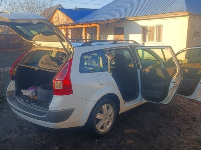 Білий Рено Меган, об'ємом двигуна 1.5 л та пробігом 277 тис. км за 3900 $, фото 1 на Automoto.ua