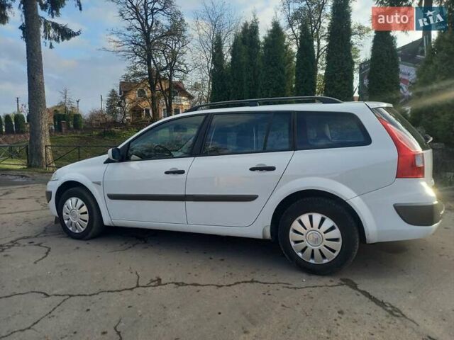 Білий Рено Меган, об'ємом двигуна 1.6 л та пробігом 201 тис. км за 5199 $, фото 13 на Automoto.ua