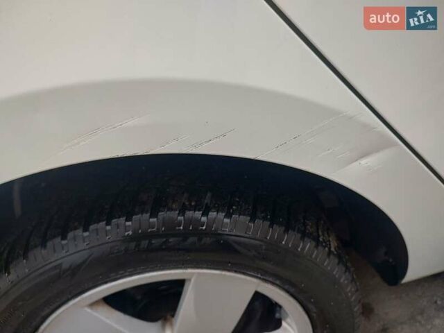 Белый Рено Меган, объемом двигателя 1.5 л и пробегом 267 тыс. км за 7000 $, фото 36 на Automoto.ua