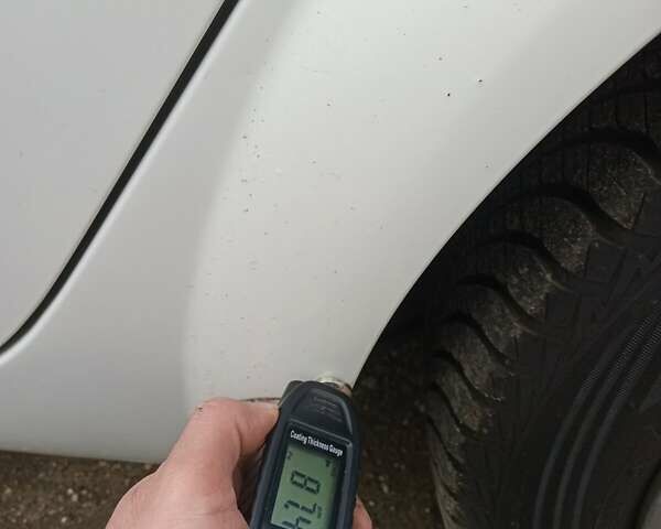 Білий Рено Меган, об'ємом двигуна 1.6 л та пробігом 201 тис. км за 5199 $, фото 71 на Automoto.ua