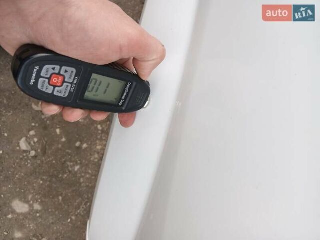 Білий Рено Меган, об'ємом двигуна 1.6 л та пробігом 201 тис. км за 5199 $, фото 74 на Automoto.ua