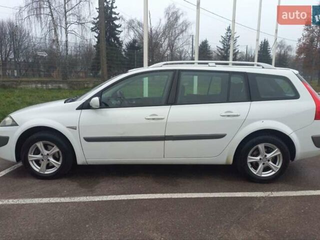 Белый Рено Меган, объемом двигателя 1.6 л и пробегом 247 тыс. км за 5100 $, фото 2 на Automoto.ua