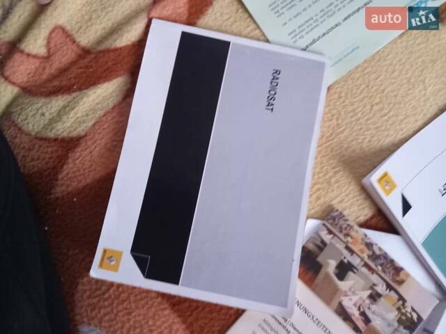 Білий Рено Меган, об'ємом двигуна 1.6 л та пробігом 201 тис. км за 5299 $, фото 79 на Automoto.ua