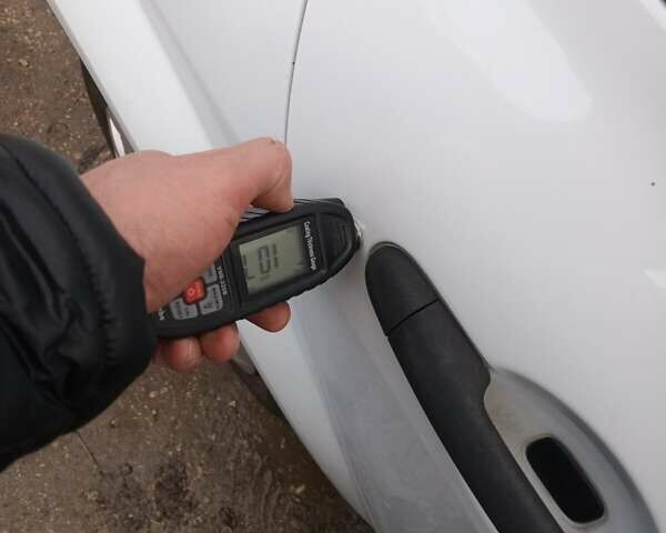 Білий Рено Меган, об'ємом двигуна 1.6 л та пробігом 201 тис. км за 5199 $, фото 54 на Automoto.ua