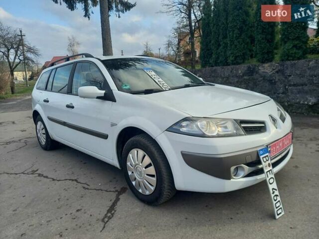 Білий Рено Меган, об'ємом двигуна 1.6 л та пробігом 201 тис. км за 5199 $, фото 18 на Automoto.ua