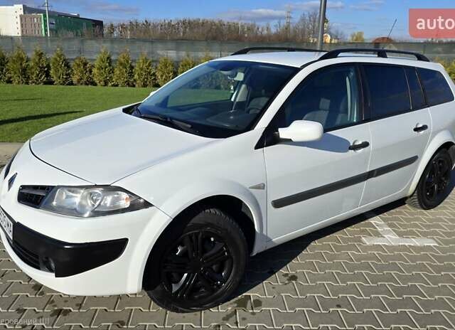 Білий Рено Меган, об'ємом двигуна 1.6 л та пробігом 250 тис. км за 5390 $, фото 6 на Automoto.ua