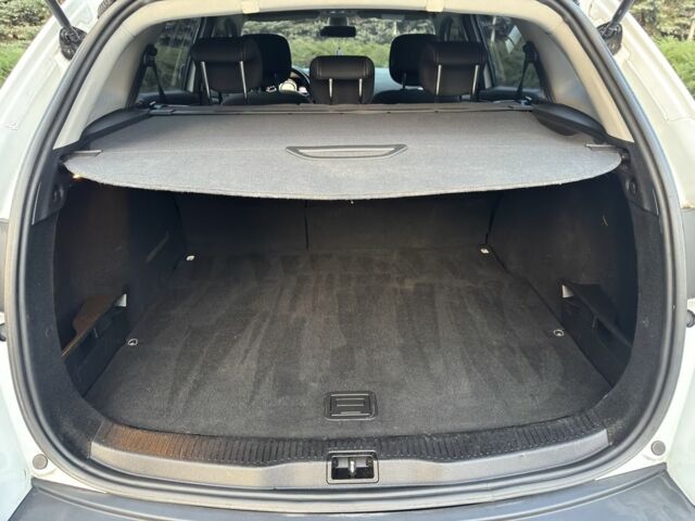 Белый Рено Меган, объемом двигателя 1.6 л и пробегом 220 тыс. км за 7600 $, фото 7 на Automoto.ua