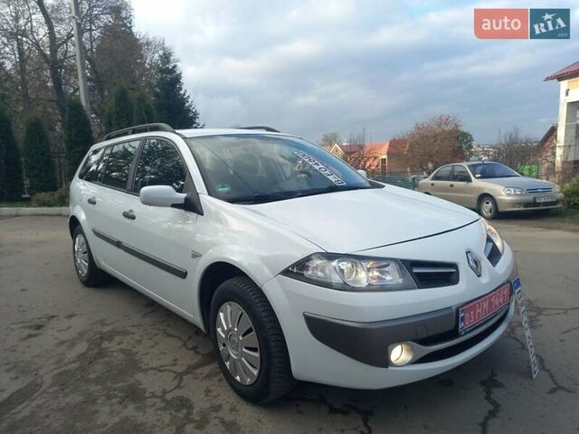 Білий Рено Меган, об'ємом двигуна 1.6 л та пробігом 201 тис. км за 5199 $, фото 4 на Automoto.ua