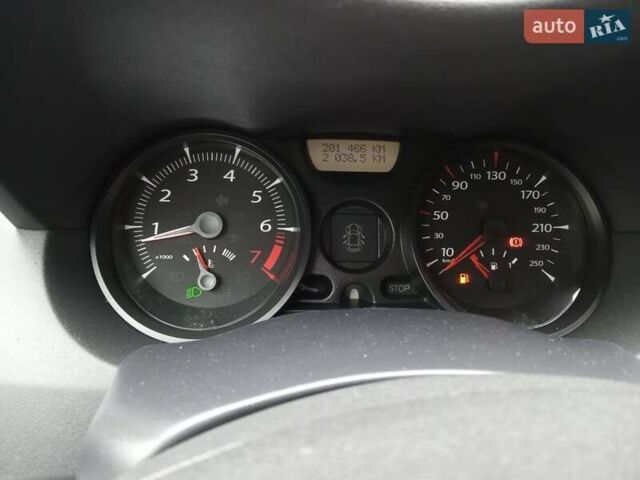 Білий Рено Меган, об'ємом двигуна 1.6 л та пробігом 201 тис. км за 5199 $, фото 42 на Automoto.ua
