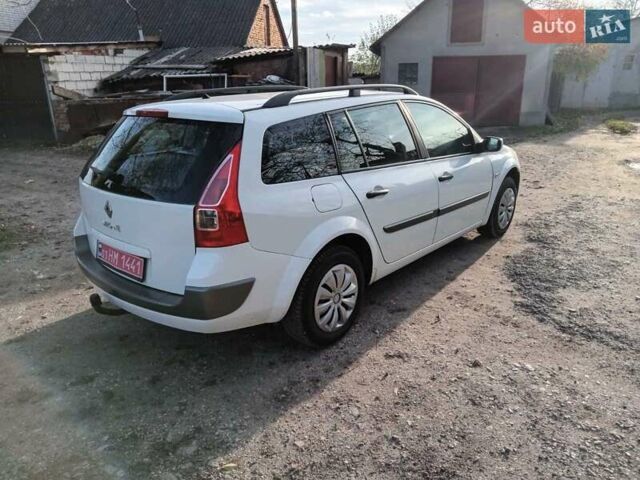 Білий Рено Меган, об'ємом двигуна 1.6 л та пробігом 201 тис. км за 5299 $, фото 7 на Automoto.ua