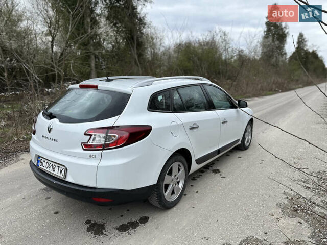Рено Меган 2009 в Самборе на Automoto.ua Белый Рено Меган, объемом двигателя 1.5 л и пробегом 191 тыс. км за 6500 $, фото 4 на Automoto.ua