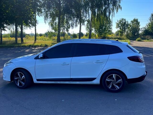 Рено Меган 2009 у Тростянець на Automoto.ua Білий Рено Меган, об'ємом двигуна 1.5 л та пробігом 290 тис. км за 7000 $, фото 5 на Automoto.ua