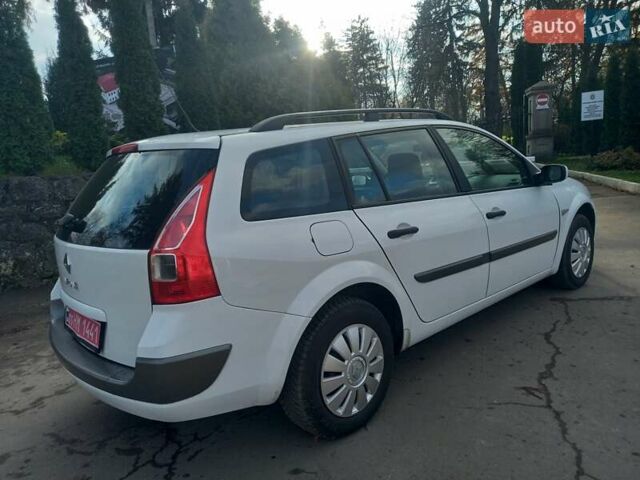 Білий Рено Меган, об'ємом двигуна 1.6 л та пробігом 201 тис. км за 5199 $, фото 6 на Automoto.ua