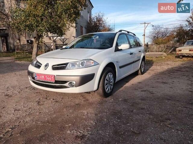 Білий Рено Меган, об'ємом двигуна 1.6 л та пробігом 201 тис. км за 5299 $, фото 98 на Automoto.ua