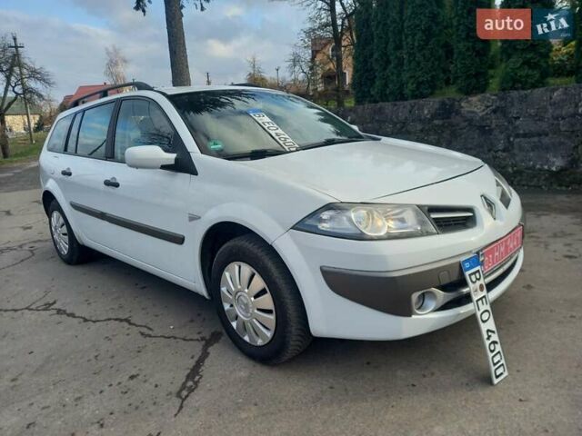 Білий Рено Меган, об'ємом двигуна 1.6 л та пробігом 201 тис. км за 5199 $, фото 5 на Automoto.ua