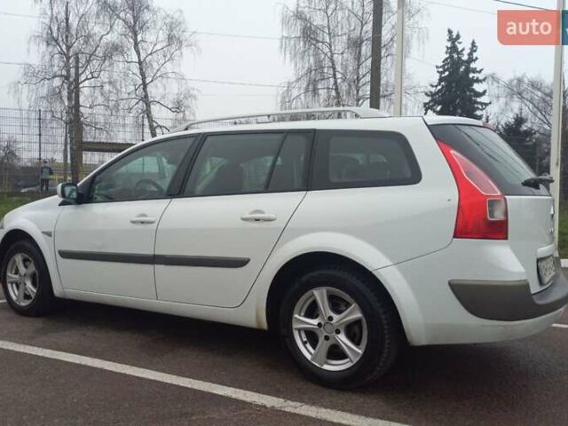 Белый Рено Меган, объемом двигателя 1.6 л и пробегом 247 тыс. км за 5100 $, фото 4 на Automoto.ua