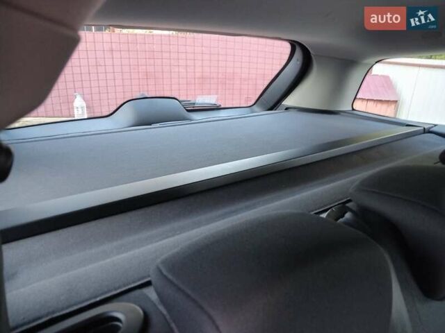 Білий Рено Меган, об'ємом двигуна 1.6 л та пробігом 201 тис. км за 5199 $, фото 85 на Automoto.ua