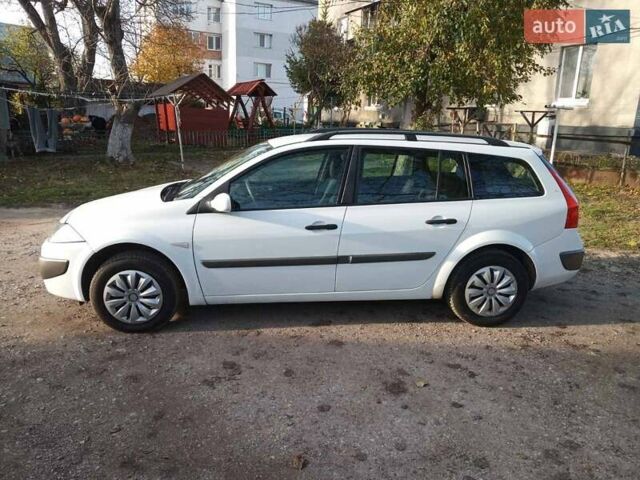 Білий Рено Меган, об'ємом двигуна 1.6 л та пробігом 201 тис. км за 5299 $, фото 8 на Automoto.ua