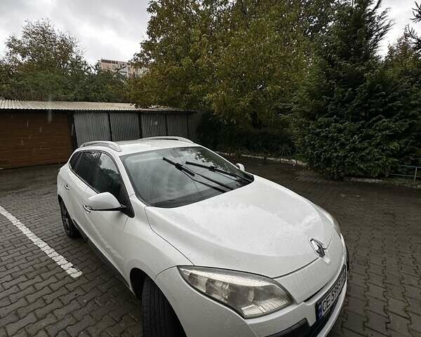 Белый Рено Меган, объемом двигателя 1.9 л и пробегом 360 тыс. км за 6300 $, фото 11 на Automoto.ua