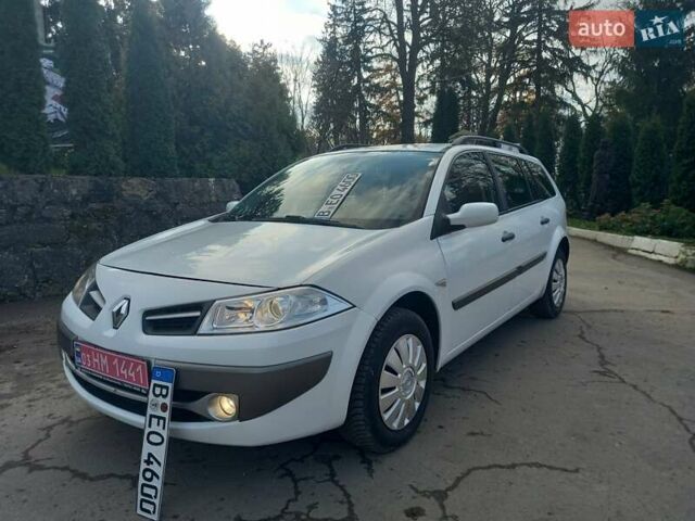 Білий Рено Меган, об'ємом двигуна 1.6 л та пробігом 201 тис. км за 5199 $, фото 14 на Automoto.ua
