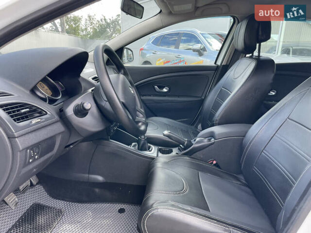 Білий Рено Меган, об'ємом двигуна 1.5 л та пробігом 219 тис. км за 6500 $, фото 7 на Automoto.ua