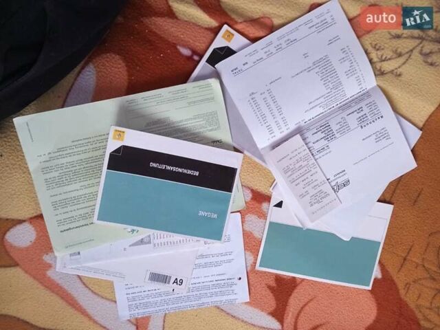 Білий Рено Меган, об'ємом двигуна 1.6 л та пробігом 201 тис. км за 5199 $, фото 94 на Automoto.ua