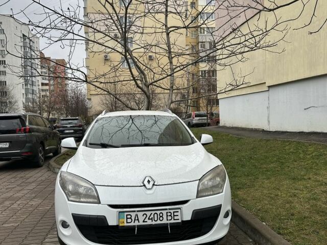 Білий Рено Меган, об'ємом двигуна 1.5 л та пробігом 220 тис. км за 6200 $, фото 2 на Automoto.ua