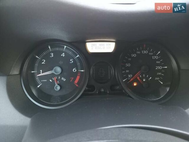 Білий Рено Меган, об'ємом двигуна 1.6 л та пробігом 201 тис. км за 5299 $, фото 24 на Automoto.ua