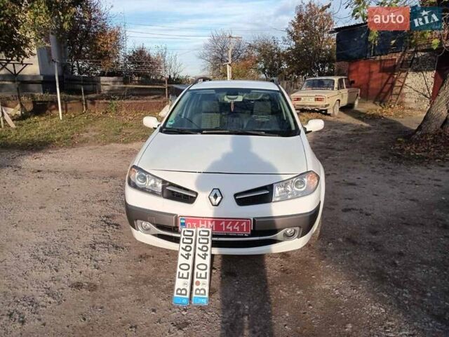 Білий Рено Меган, об'ємом двигуна 1.6 л та пробігом 201 тис. км за 5299 $, фото 5 на Automoto.ua