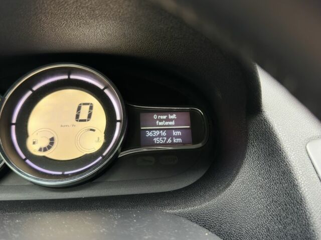 Белый Рено Меган, объемом двигателя 1.9 л и пробегом 360 тыс. км за 6900 $, фото 14 на Automoto.ua