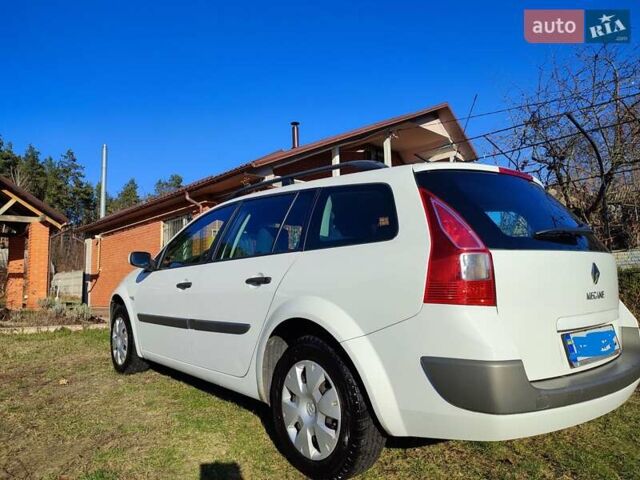 Белый Рено Меган, объемом двигателя 1.6 л и пробегом 120 тыс. км за 6699 $, фото 20 на Automoto.ua