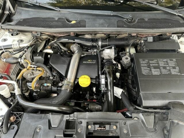 Білий Рено Меган, об'ємом двигуна 1.5 л та пробігом 257 тис. км за 5250 $, фото 22 на Automoto.ua