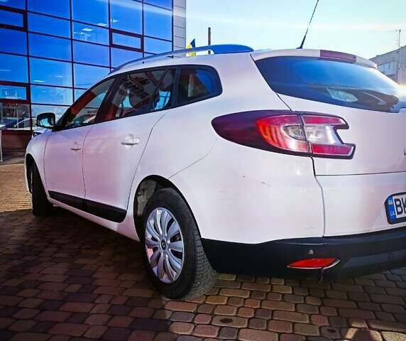 Белый Рено Меган, объемом двигателя 1.46 л и пробегом 258 тыс. км за 6200 $, фото 9 на Automoto.ua