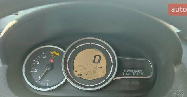 Белый Рено Меган, объемом двигателя 1.5 л и пробегом 287 тыс. км за 5000 $, фото 14 на Automoto.ua