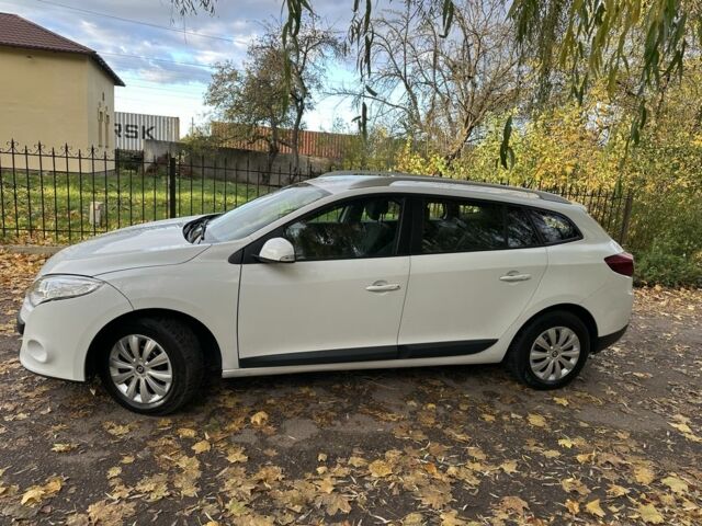 Білий Рено Меган, об'ємом двигуна 1.5 л та пробігом 257 тис. км за 5250 $, фото 2 на Automoto.ua