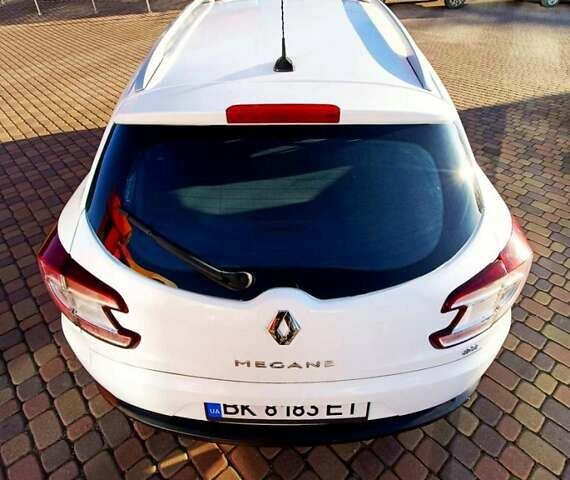 Белый Рено Меган, объемом двигателя 1.46 л и пробегом 258 тыс. км за 6200 $, фото 14 на Automoto.ua