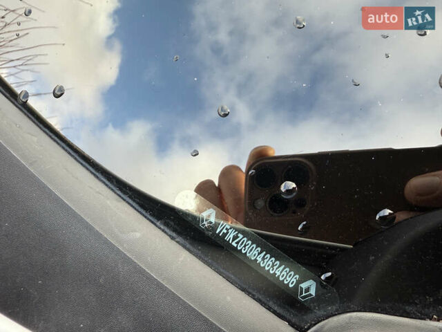 Белый Рено Меган, объемом двигателя 1.6 л и пробегом 211 тыс. км за 7399 $, фото 35 на Automoto.ua