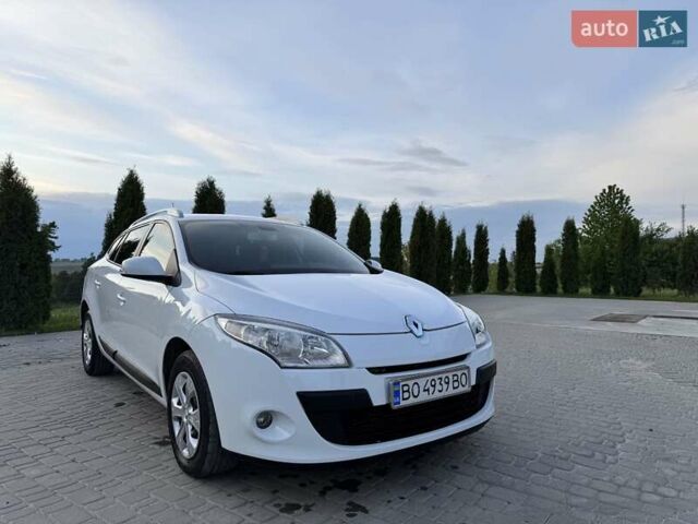 Белый Рено Меган, объемом двигателя 1.46 л и пробегом 316 тыс. км за 6500 $, фото 12 на Automoto.ua
