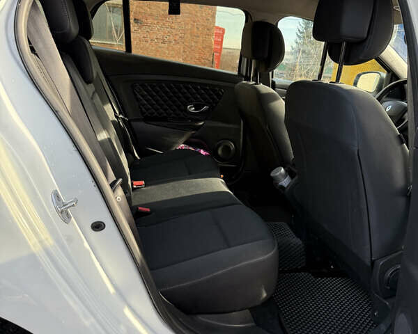 Білий Рено Меган, об'ємом двигуна 1.5 л та пробігом 363 тис. км за 5700 $, фото 20 на Automoto.ua