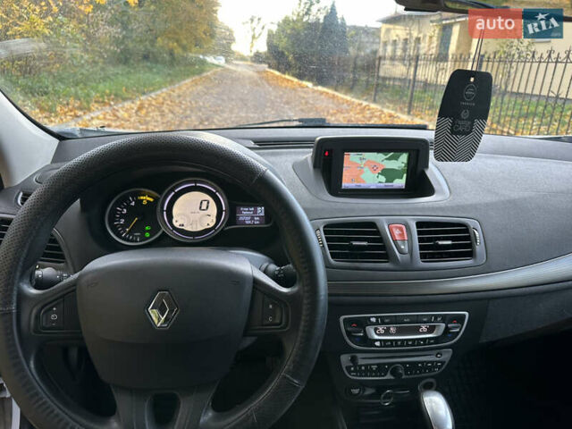 Белый Рено Меган, объемом двигателя 1.5 л и пробегом 257 тыс. км за 5250 $, фото 37 на Automoto.ua