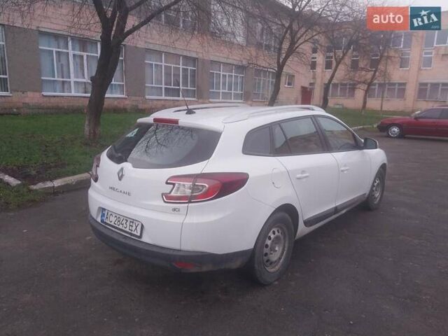 Білий Рено Меган, об'ємом двигуна 1.46 л та пробігом 270 тис. км за 7000 $, фото 7 на Automoto.ua