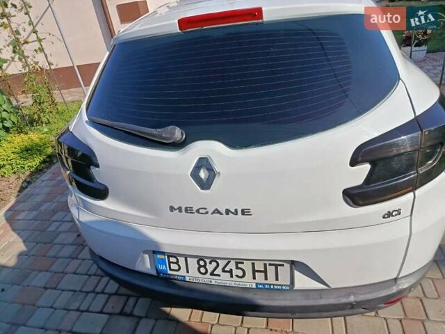 Белый Рено Меган, объемом двигателя 1.46 л и пробегом 300 тыс. км за 6000 $, фото 13 на Automoto.ua
