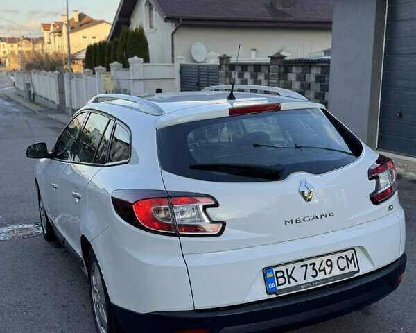 Белый Рено Меган, объемом двигателя 1.46 л и пробегом 298 тыс. км за 6200 $, фото 18 на Automoto.ua