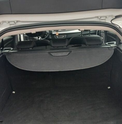 Білий Рено Меган, об'ємом двигуна 1.6 л та пробігом 240 тис. км за 7400 $, фото 3 на Automoto.ua