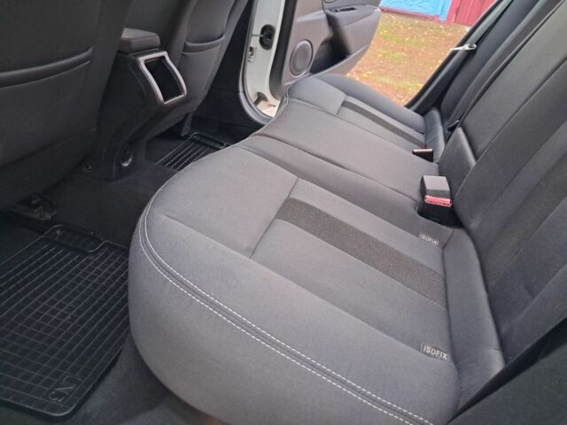 Білий Рено Меган, об'ємом двигуна 1.6 л та пробігом 220 тис. км за 7350 $, фото 16 на Automoto.ua