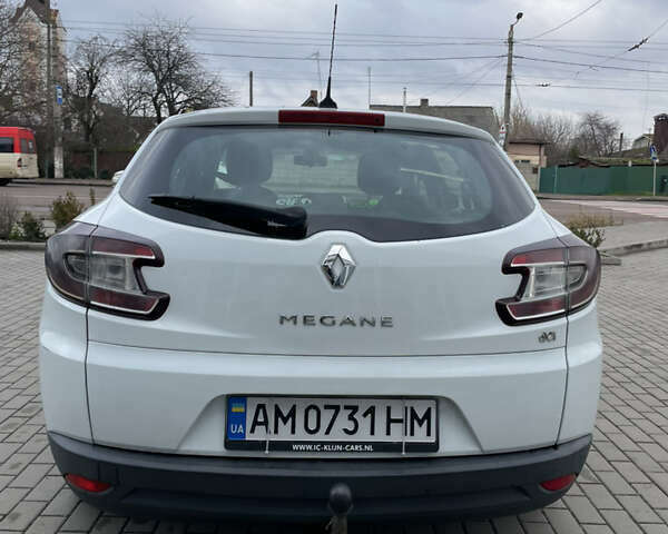 Белый Рено Меган, объемом двигателя 1.46 л и пробегом 264 тыс. км за 6500 $, фото 3 на Automoto.ua