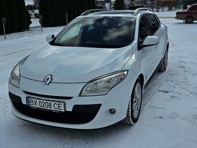 Білий Рено Меган, об'ємом двигуна 1.46 л та пробігом 232 тис. км за 7200 $, фото 1 на Automoto.ua