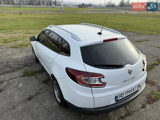 Белый Рено Меган, объемом двигателя 1.46 л и пробегом 299 тыс. км за 6200 $, фото 20 на Automoto.ua